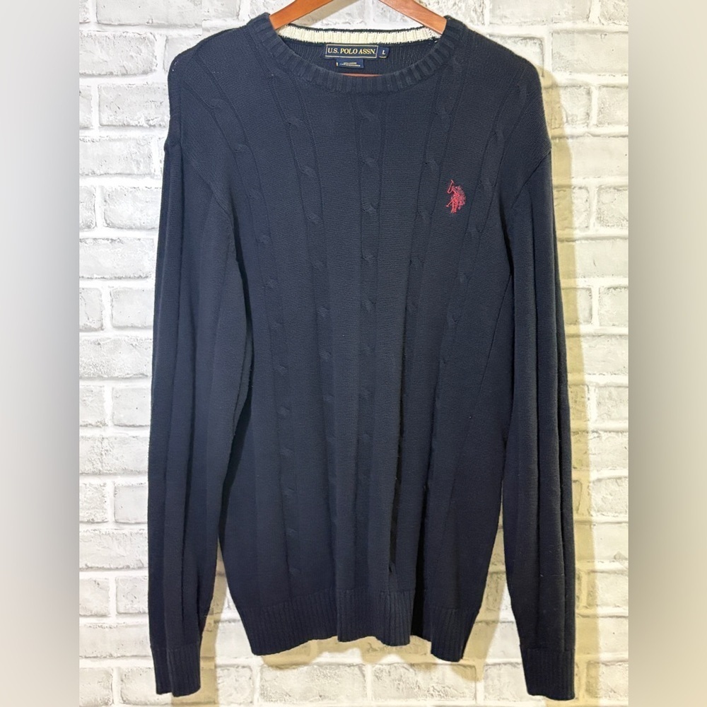 U.S. Polo Assn. Navy blue Crewneck Sweater, red logo, size large